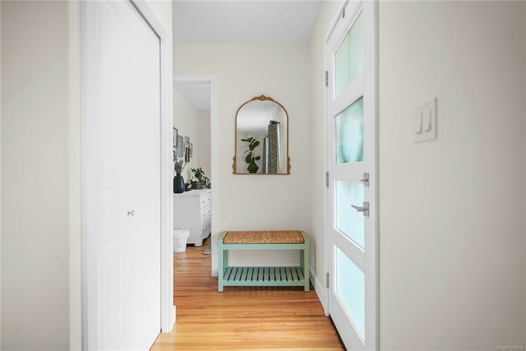 524 Warren Avenue - 4