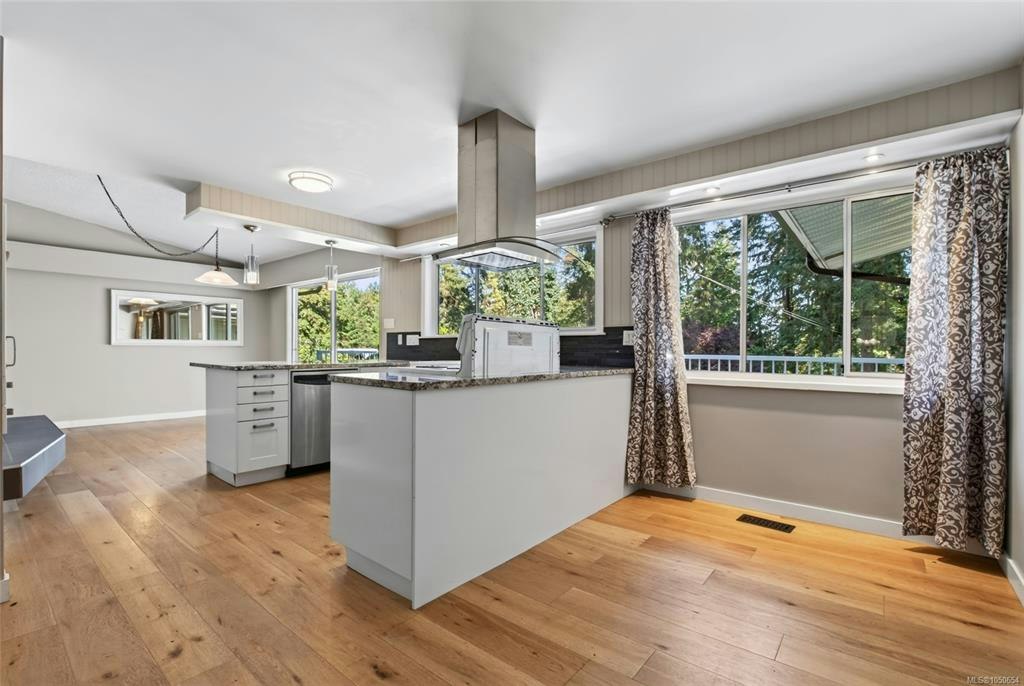 6213 Lakes Road, Duncan, BC, V9L 4J8 - 13