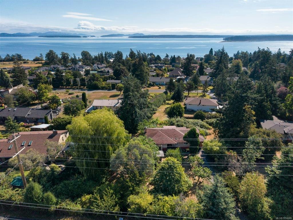 8625 Aldous Terrace, North Saanich, BC, V8L 1L3 - 28