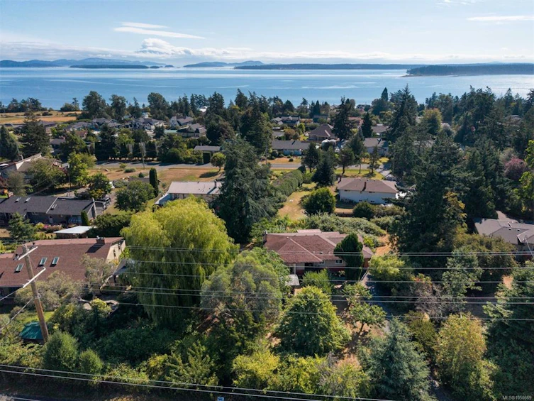 8625 Aldous Terrace, North Saanich, BC, V8L 1L3 - 28
