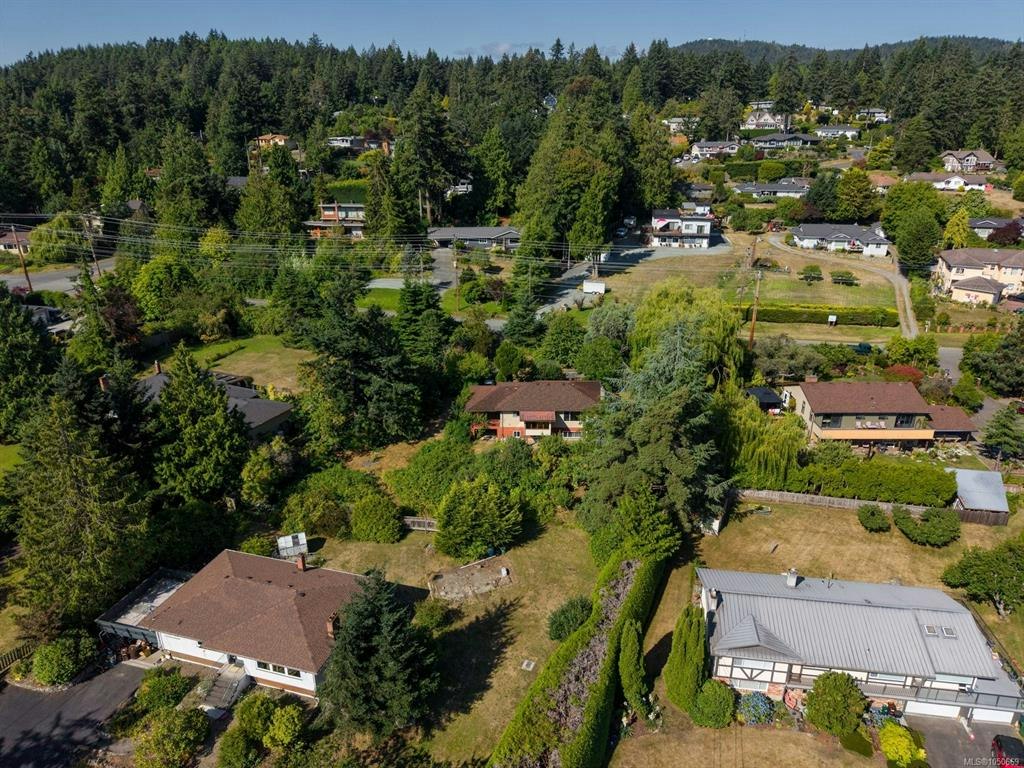 8625 Aldous Terrace, North Saanich, BC, V8L 1L3 - 32