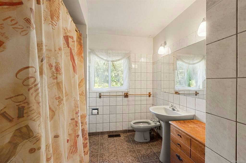 8625 Aldous Terrace, North Saanich, BC, V8L 1L3 - 17