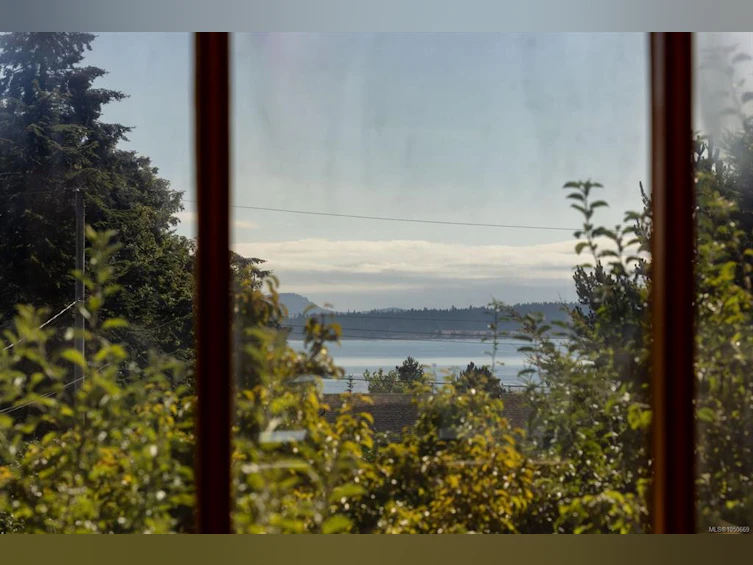8625 Aldous Terrace, North Saanich, BC, V8L 1L3 - 11
