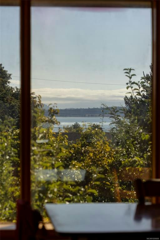 8625 Aldous Terrace, North Saanich, BC, V8L 1L3 - 10