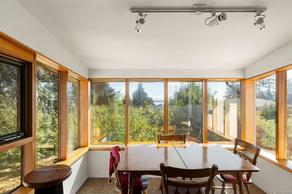 8625 Aldous Terrace, North Saanich, BC, V8L 1L3 - 9