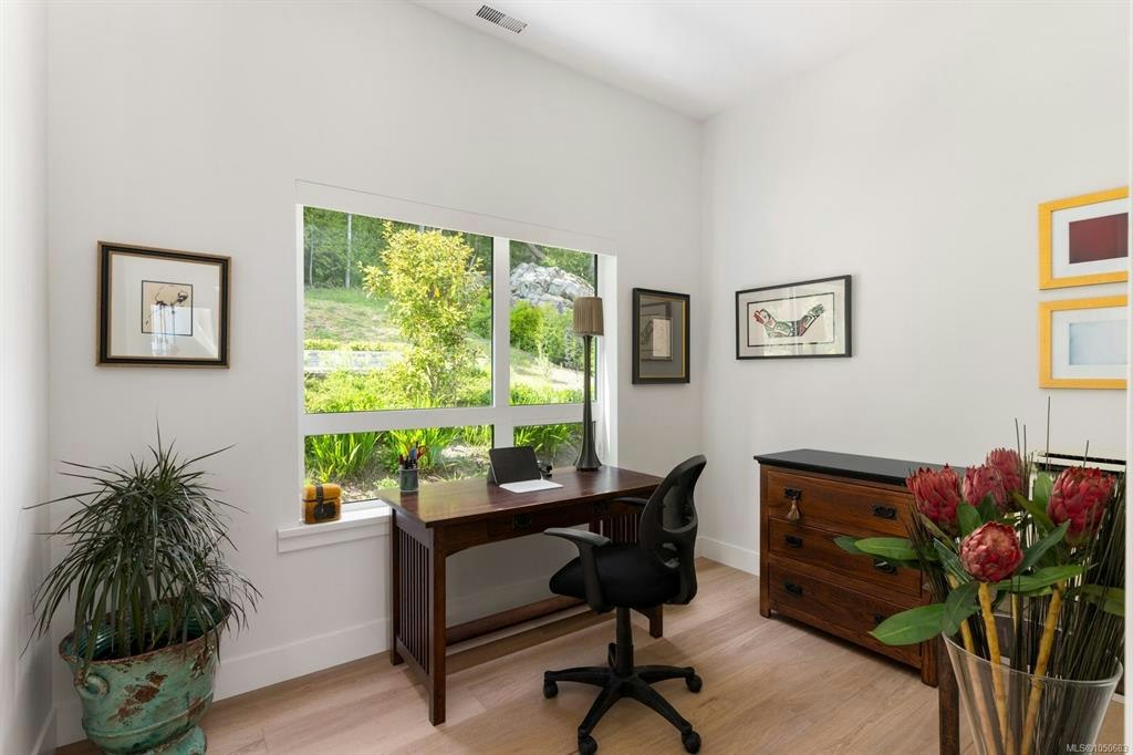 10900 Greenpark Drive, North Saanich, BC, V8L 0C8 - 19