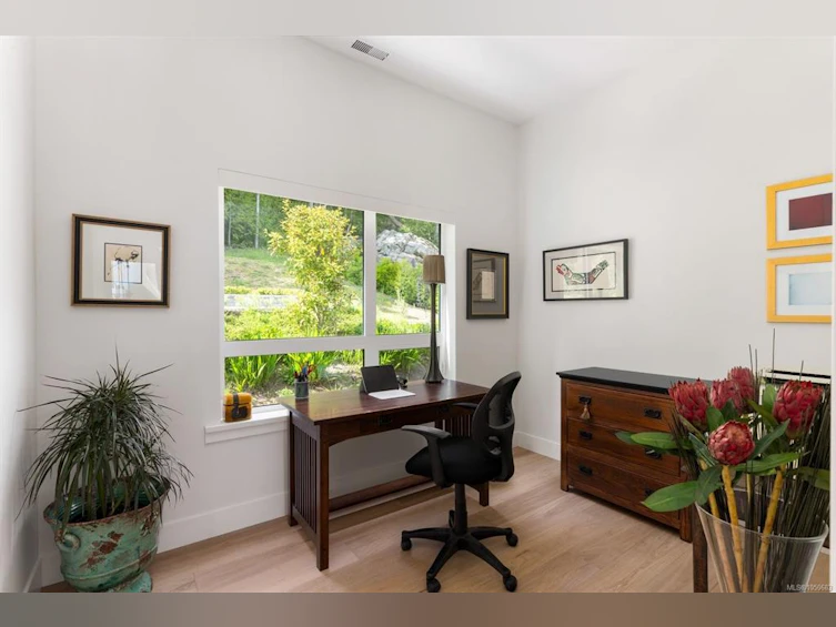10900 Greenpark Drive, North Saanich, BC, V8L 0C8 - 19