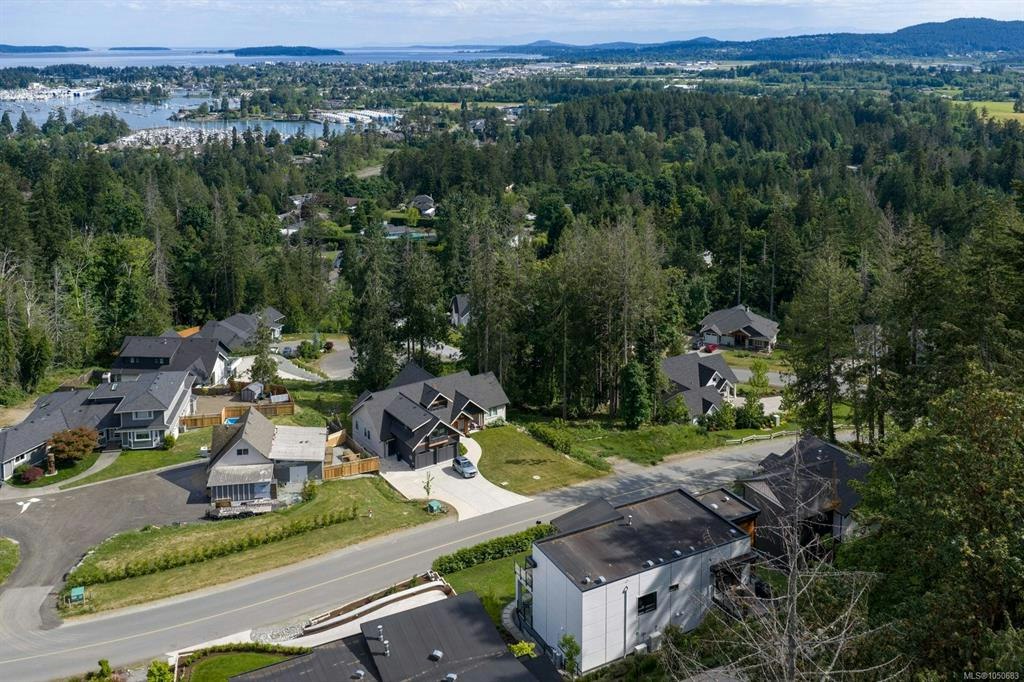 10900 Greenpark Drive, North Saanich, BC, V8L 0C8 - 46