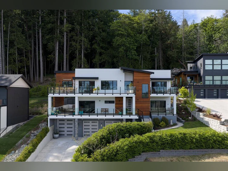 10900 Greenpark Drive, North Saanich, BC, V8L 0C8 - 42