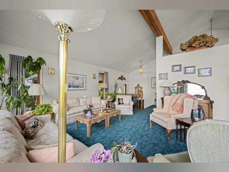 5989 Garvin Road, Union Bay, BC, V0R 3B0 - 4