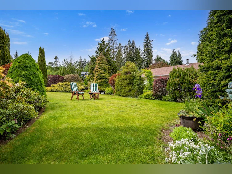 5989 Garvin Road, Union Bay, BC, V0R 3B0 - 43