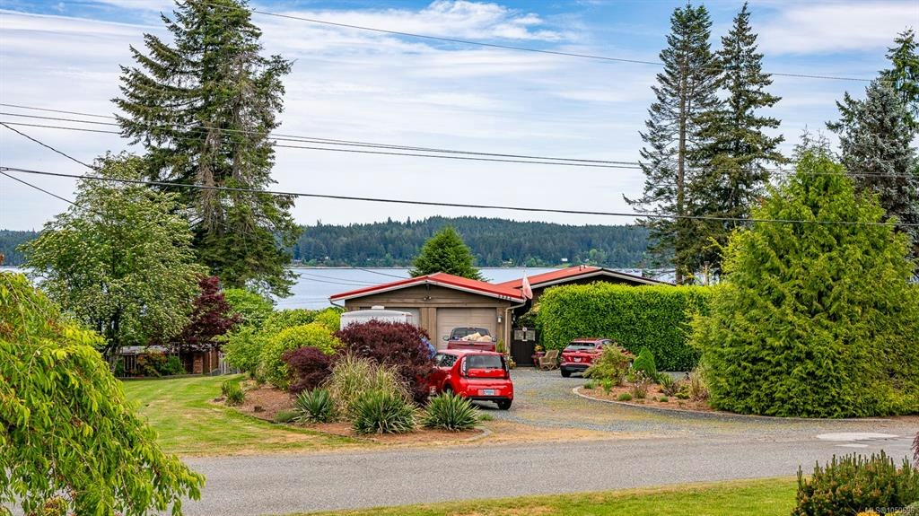 5989 Garvin Road, Union Bay, BC, V0R 3B0 - 37