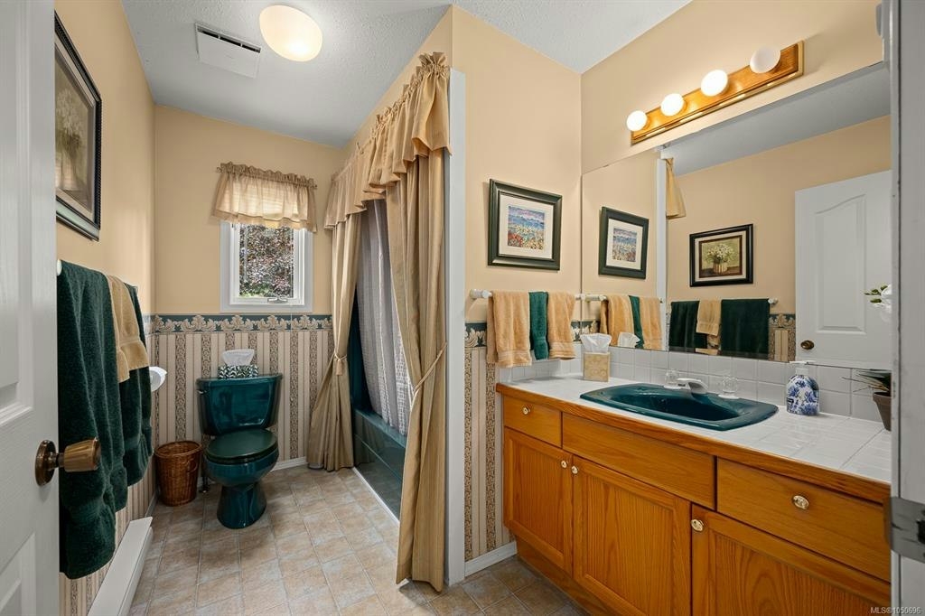 5989 Garvin Road, Union Bay, BC, V0R 3B0 - 22