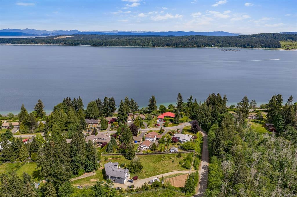5989 Garvin Road, Union Bay, BC, V0R 3B0 - 27