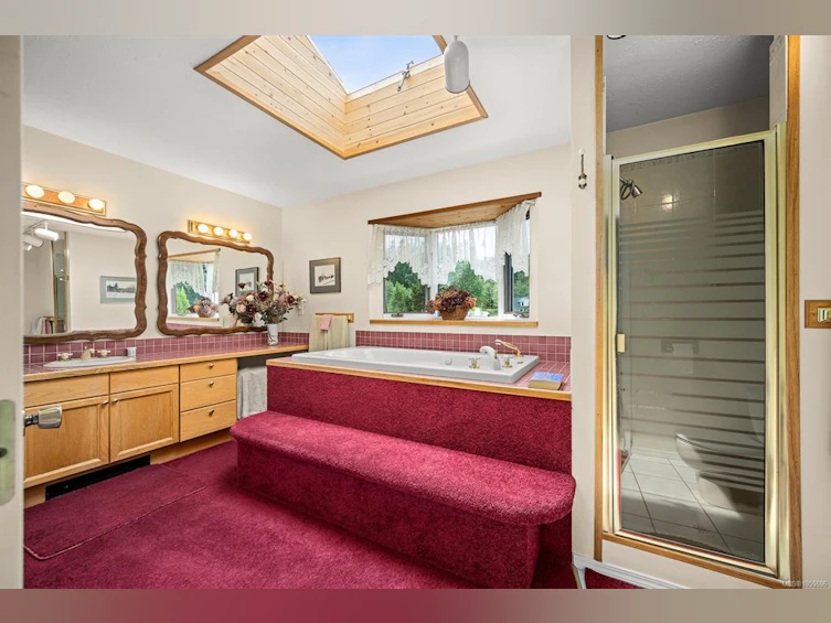 5989 Garvin Road, Union Bay, BC, V0R 3B0 - 12