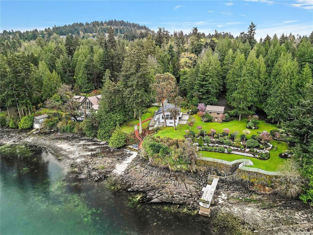 976 Lands End Road, North Saanich, BC, V8L 5L3