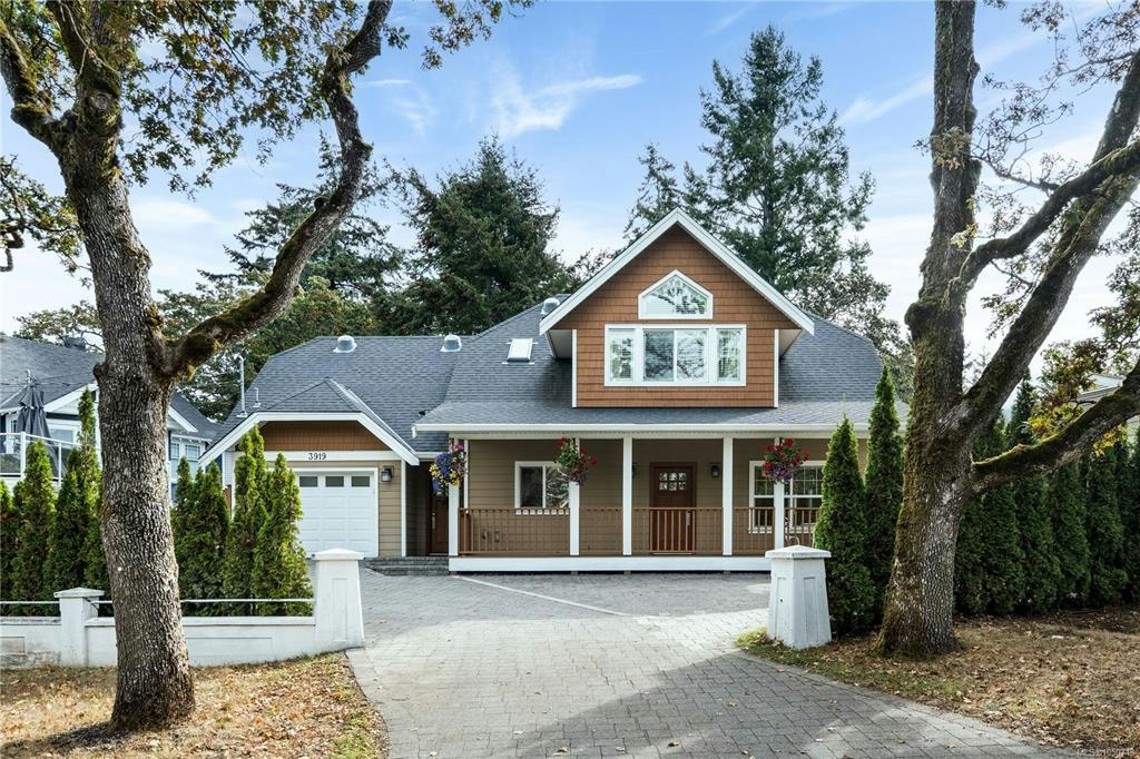 3919 Blenkinsop Road, Saanich, BC, V8P 3P9