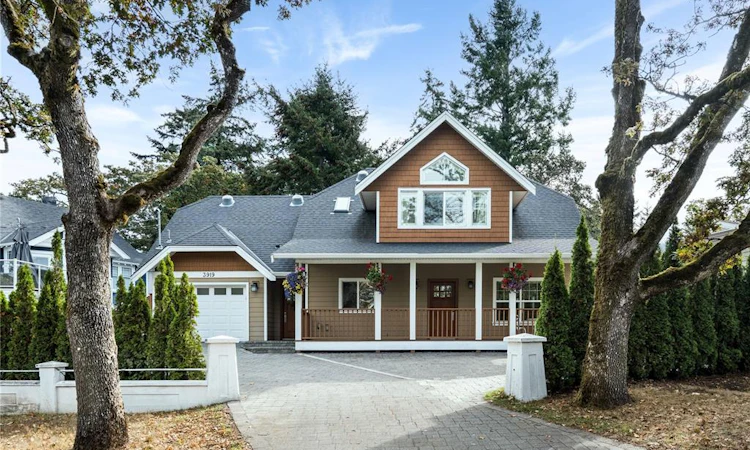 3919 Blenkinsop Road
