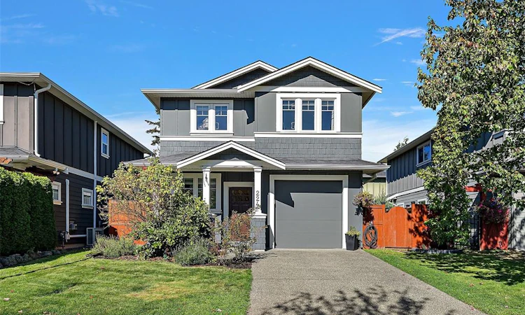 224 Traverse Close