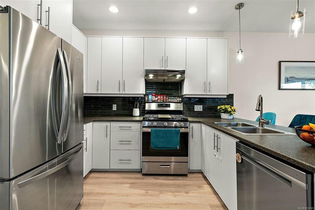 224 Traverse Close, Langford, BC, V9B 0N9 - 13