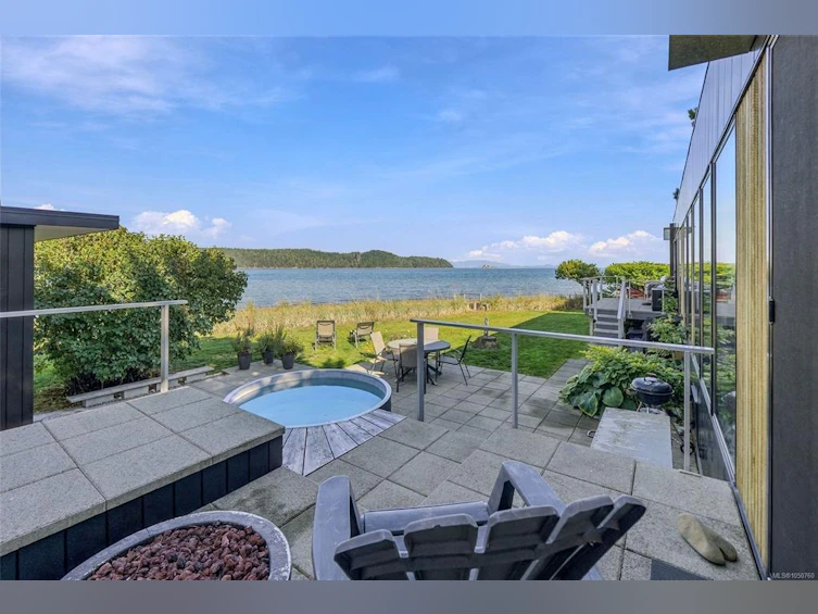 5425 Deep Bay Drive, Bowser/Deep Bay, BC, V0R 1G0