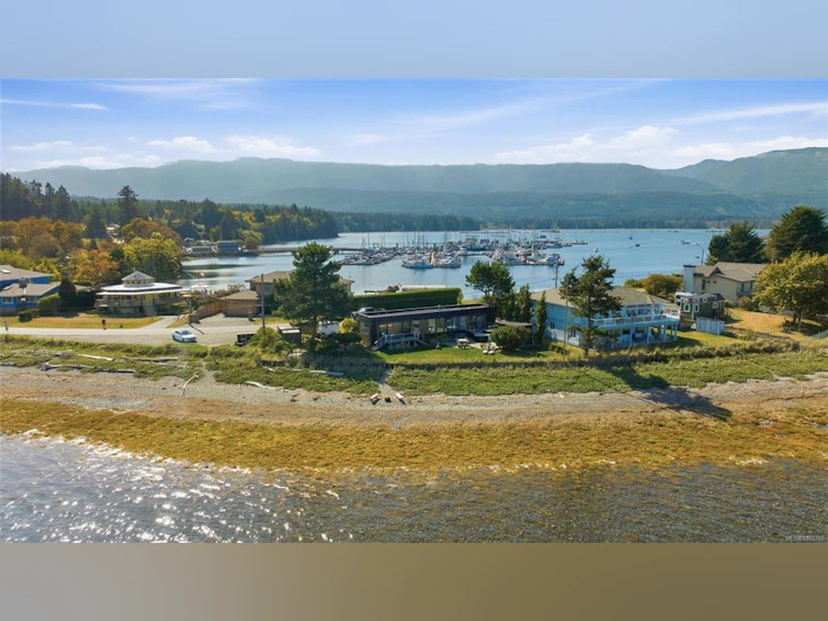 5425 Deep Bay Drive, Bowser/Deep Bay, BC, V0R 1G0 - 46