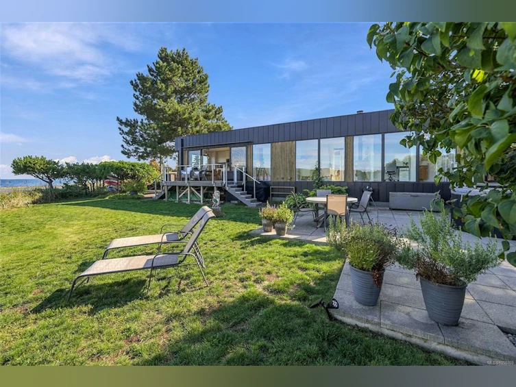 5425 Deep Bay Drive, Bowser/Deep Bay, BC, V0R 1G0 - 29