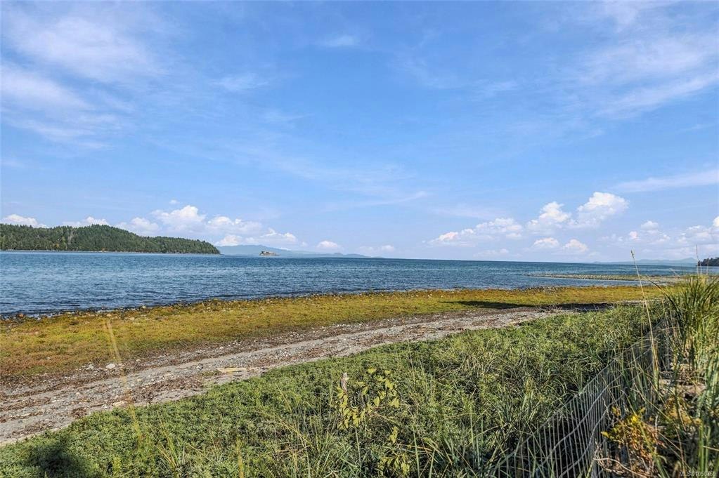 5425 Deep Bay Drive, Bowser/Deep Bay, BC, V0R 1G0 - 9