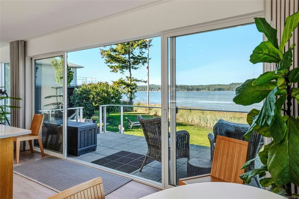 5425 Deep Bay Drive, Bowser/Deep Bay, BC, V0R 1G0 - 19