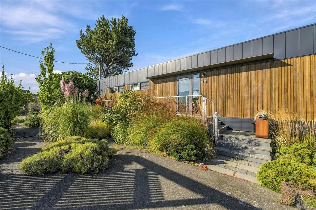 5425 Deep Bay Drive - 2