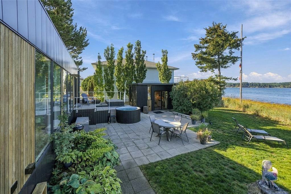 5425 Deep Bay Drive, Bowser/Deep Bay, BC, V0R 1G0 - 26