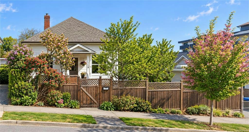 118 Finlayson Street, Nanaimo, BC, V9R 2P5