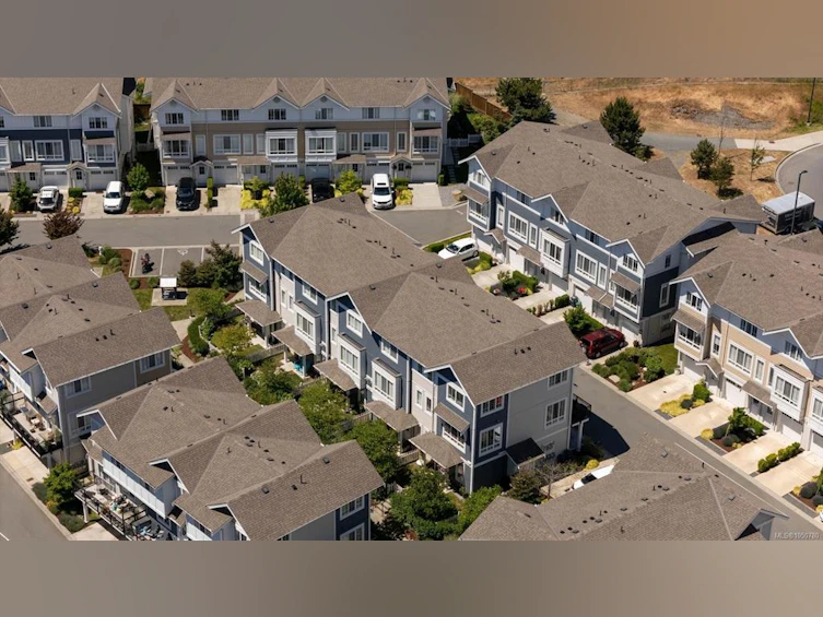 23-370 Latoria Boulevard, Colwood, BC, V9C 0N9 - 33