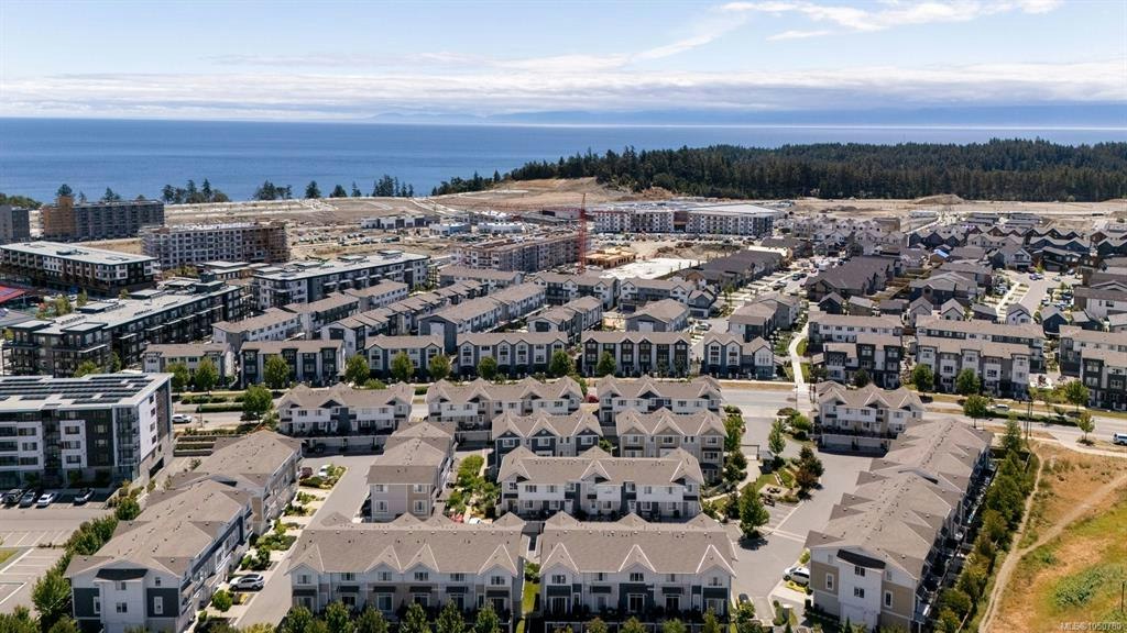 23-370 Latoria Boulevard, Colwood, BC, V9C 0N9 - 37