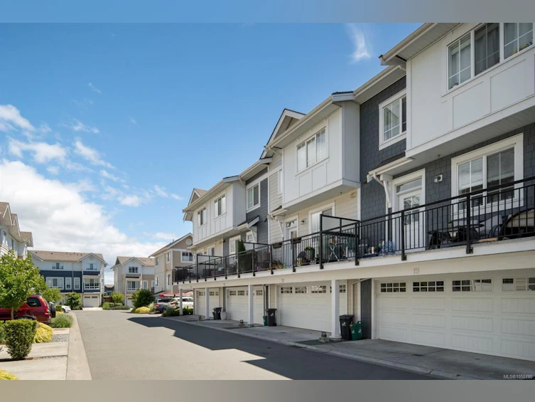 23-370 Latoria Boulevard, Colwood, BC, V9C 0N9 - 31
