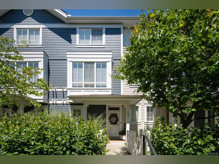 23-370 Latoria Boulevard, Colwood, BC, V9C 0N9