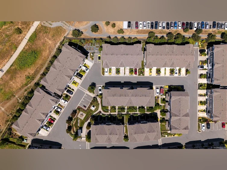 23-370 Latoria Boulevard, Colwood, BC, V9C 0N9 - 35