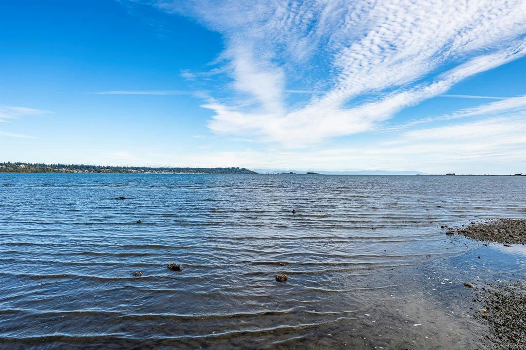 3632 S Island Highway, Courtenay, BC, V9N 9T6