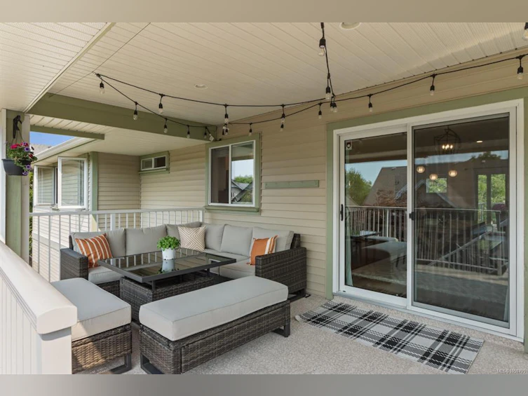 595 Sarum Rise Way, Nanaimo, BC, V9R 7E5 - 8