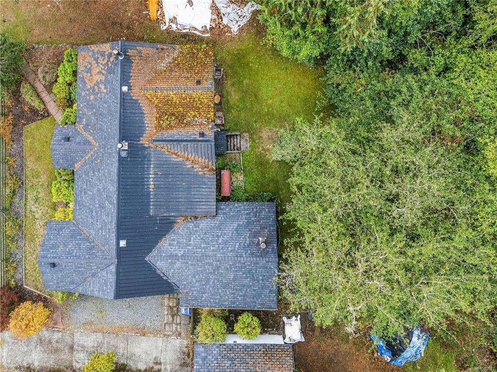 6110 W Island Highway, Qualicum Beach, BC, V9K 2E2 - 40