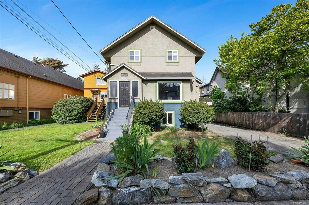 1622 Camosun Street, Victoria, BC, V8T 3E6