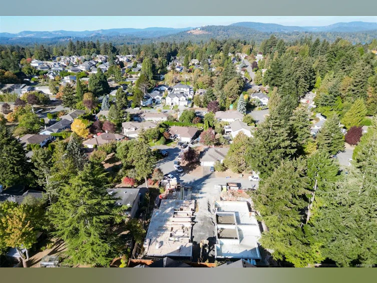 1-871 Gardner Place, Saanich, BC, V8Y 3G7 - 21