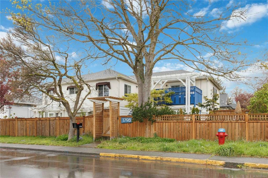 1796 Denman Street, Victoria, BC, V8R 1Y4