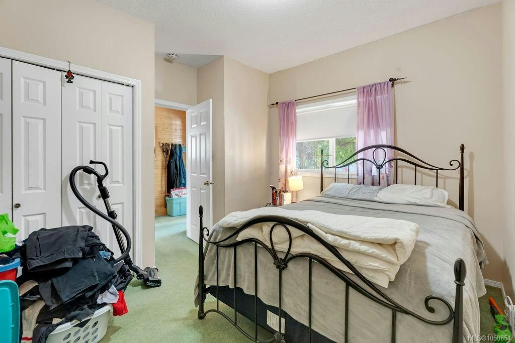 275 Bayview Avenue, Ladysmith, BC, V9G 1B8 - 2