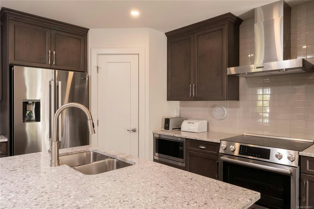 3504 Sparrowhawk Avenue, Colwood, BC, V9C 0L8 - 11
