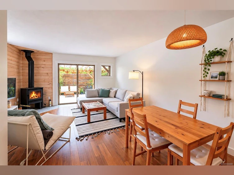 1-301 Arnet Road, Tofino, BC, V0R 2Z0 - 4