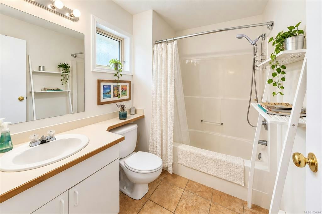 1-301 Arnet Road, Tofino, BC, V0R 2Z0 - 13