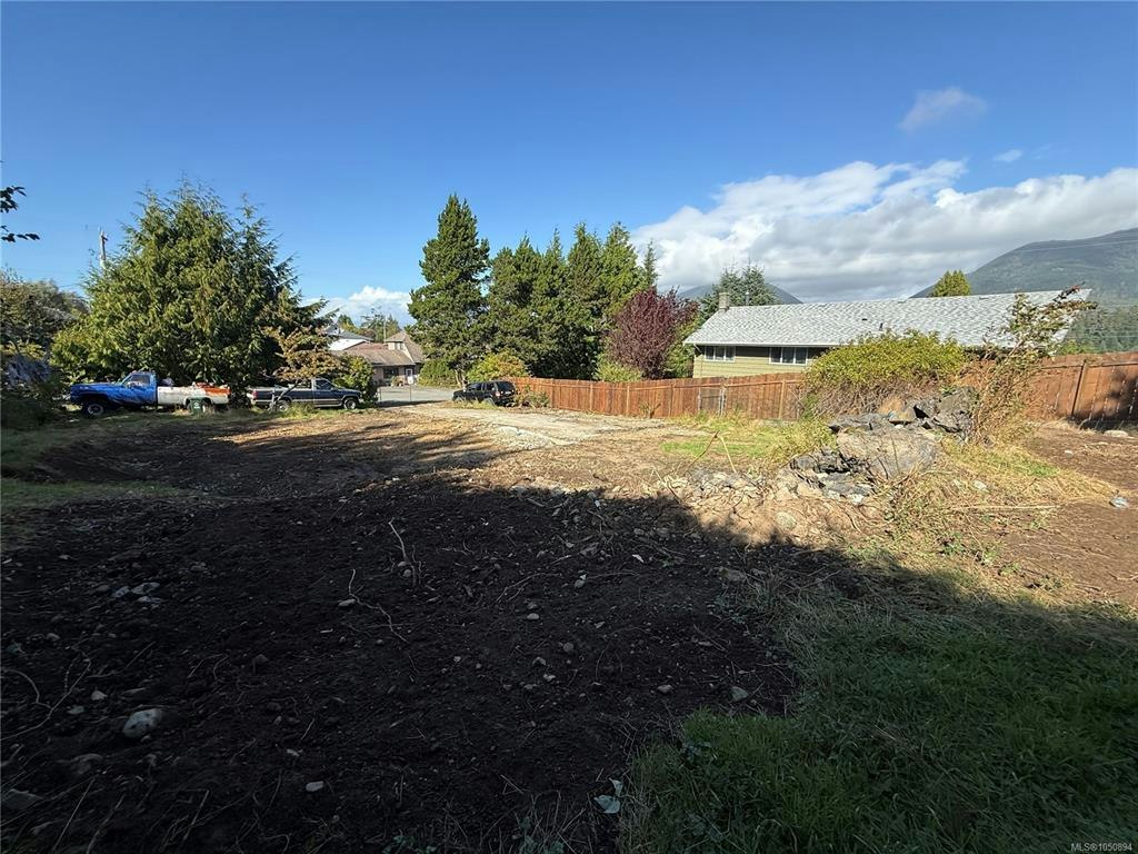 224 Alder Street, Ucluelet, BC, V0R 3A0 - 10