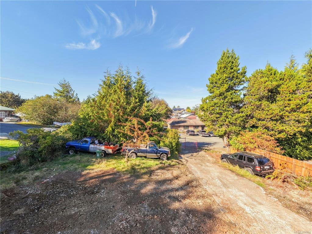 224 Alder Street, Ucluelet, BC, V0R 3A0 - 3