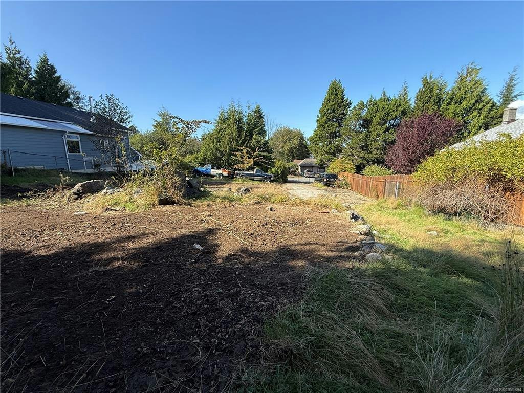224 Alder Street, Ucluelet, BC, V0R 3A0 - 2